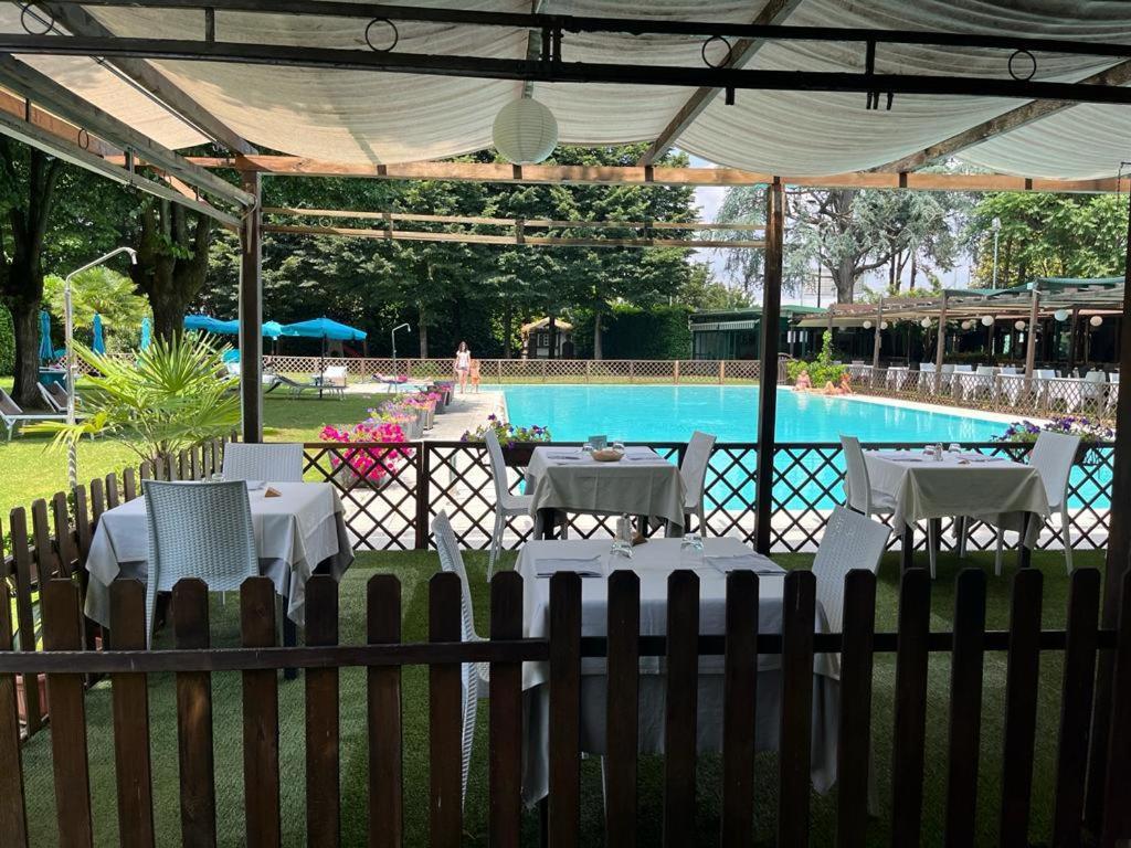 Hotel Sporting 브루케리오 외부 사진